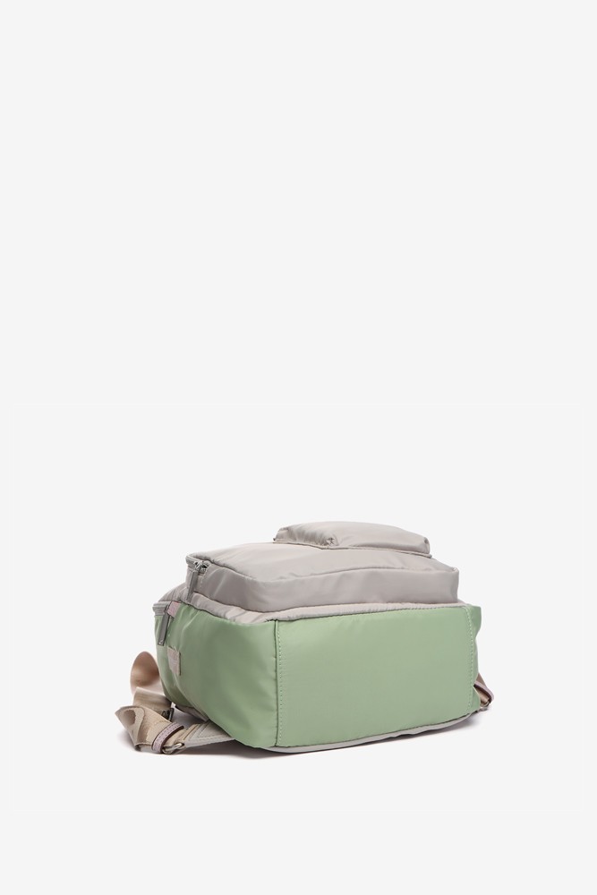 Abbacino Mochila en materiales reciclados en gris Última moda