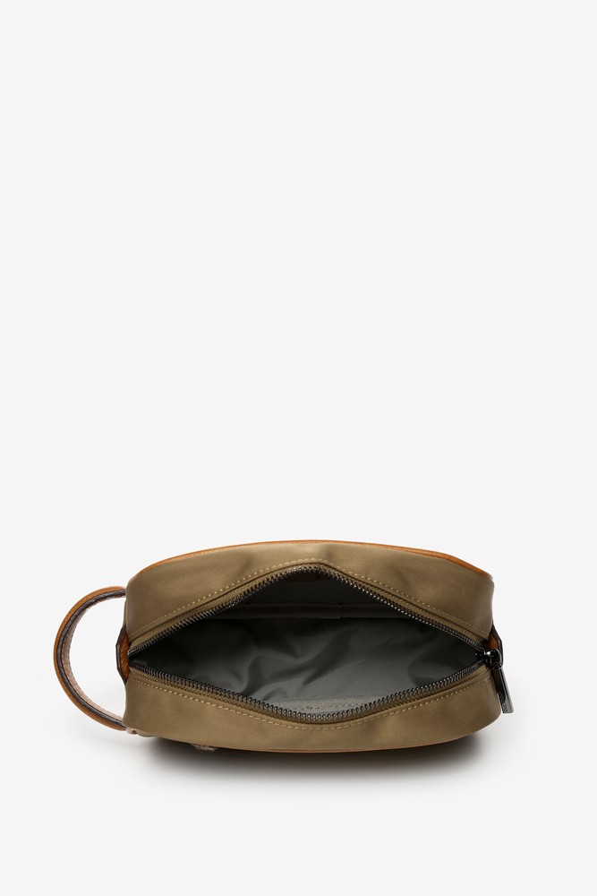 Abbacino Neceser de mujer en materiales reciclados camel Tienda