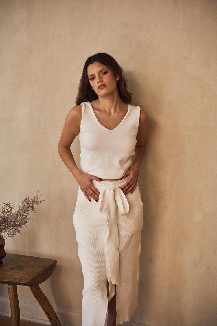 Camille Barcelona White Knitted Skirt Envío internacional gratuito
