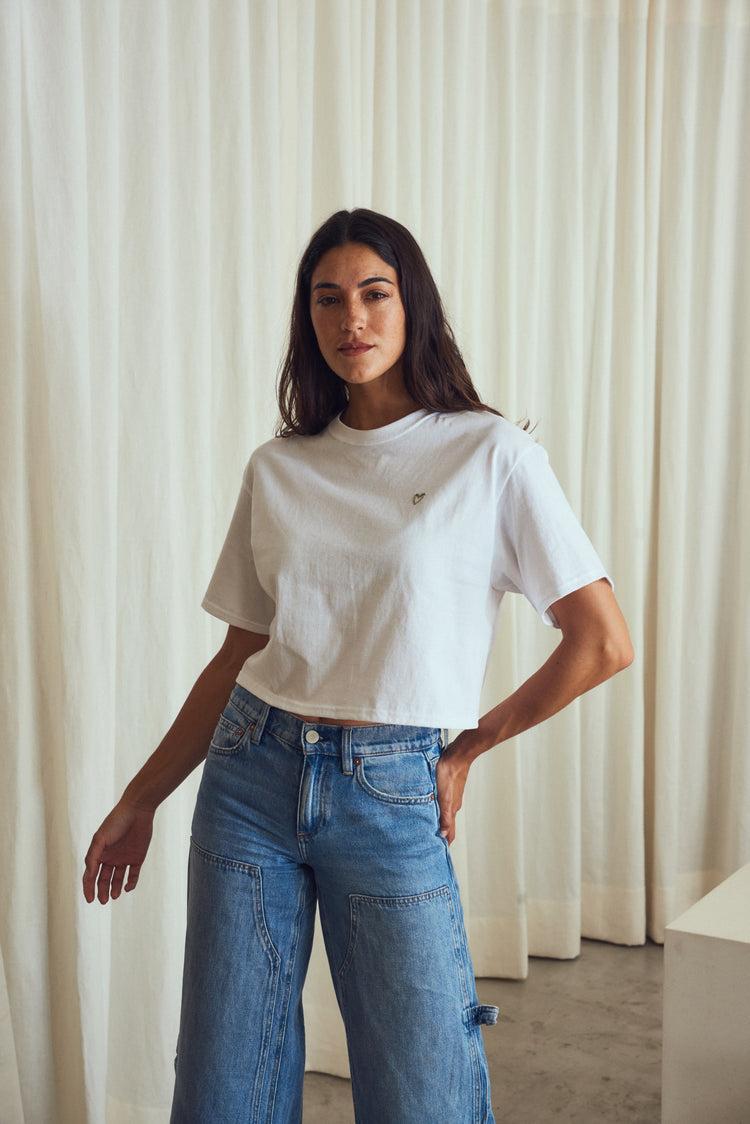 Camille L.A. White Heart Tee Últimos 3 días