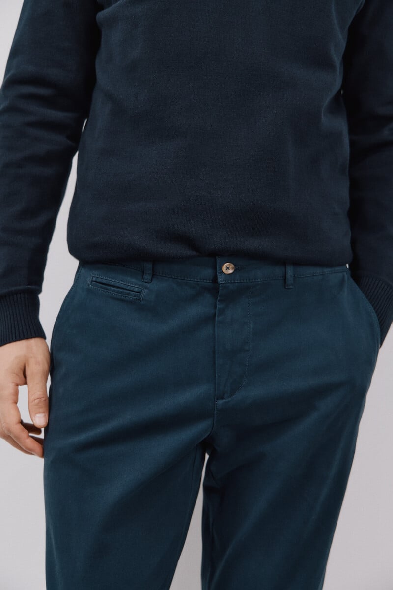 Cortefiel Pantalón chino slim fit Libre de impuestos