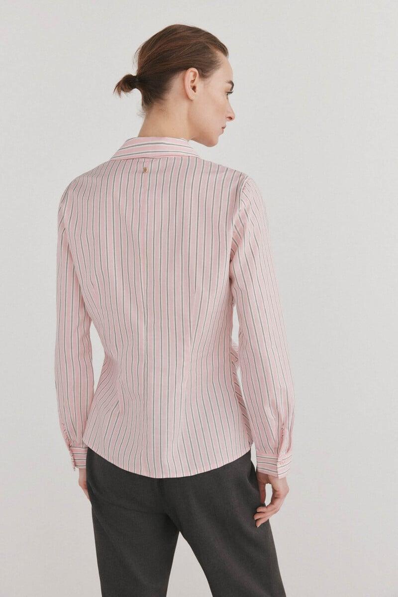 Cortefiel Camisa de cuello solapa con escote pico Precio ultrabajo