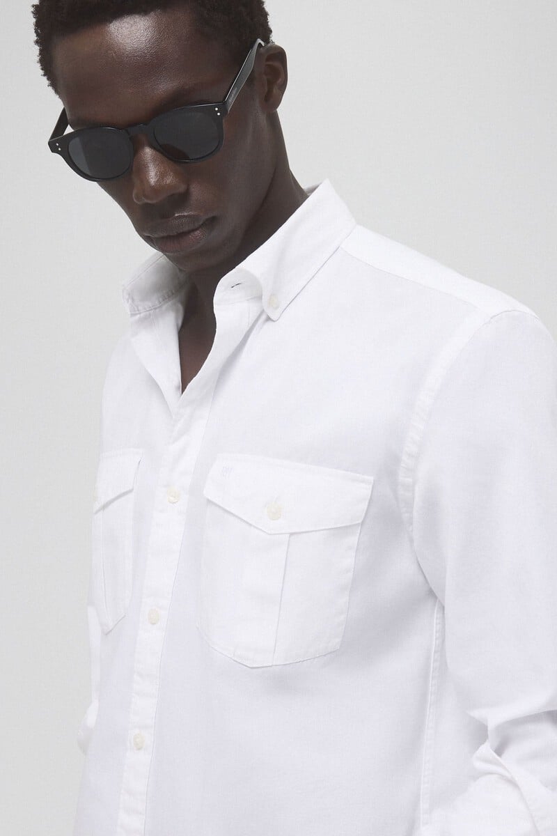 Cortefiel Camisa gabardina lisa dos bolsillos