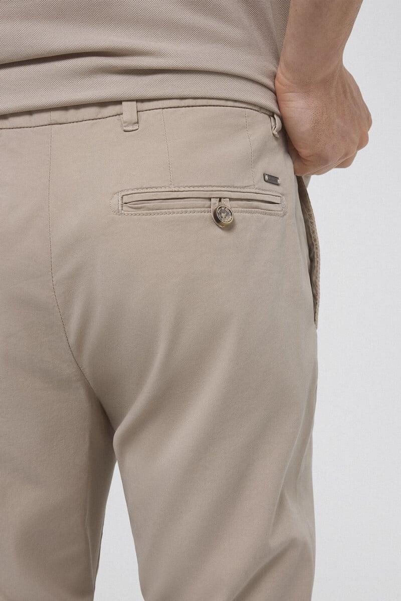 Cortefiel Pantalón chino premium flex slim fit Limitado a 3 días