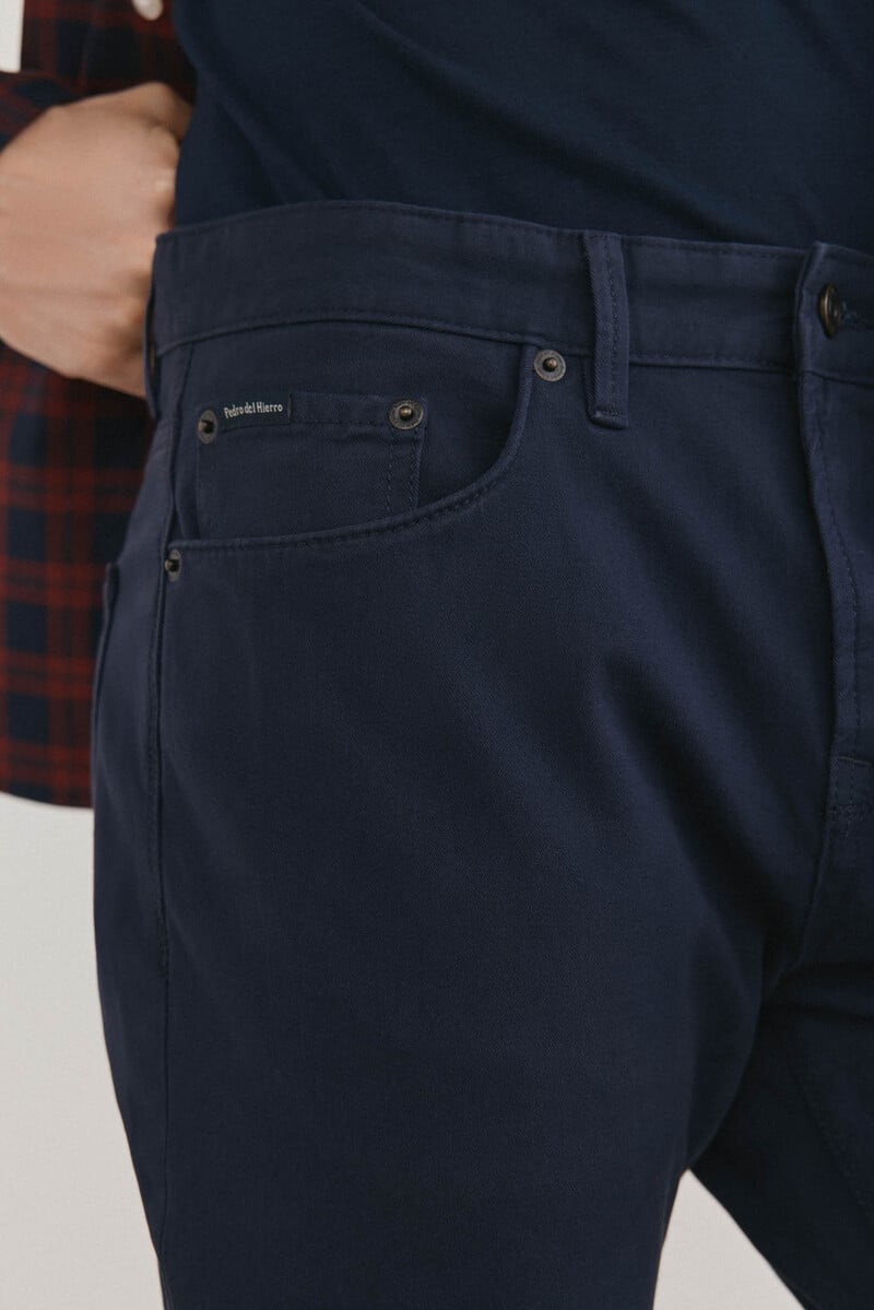 Cortefiel Pantalón 5 bolsillos color premium flex slim fit Tienda