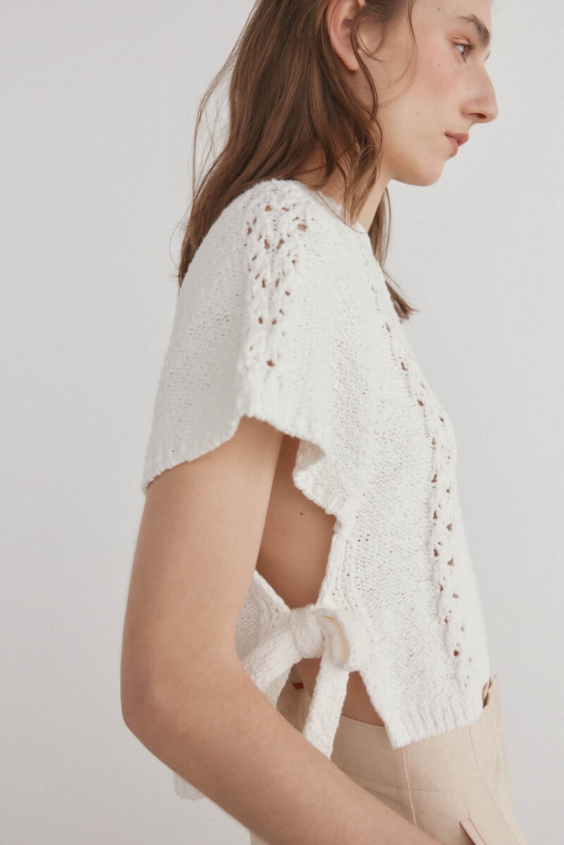 Cortefiel Top de punto cropped lazadas Liquidación
