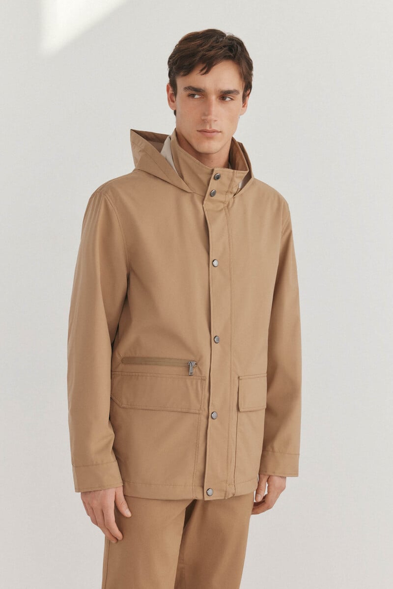 Cortefiel Parka ligera capucha Venta caliente