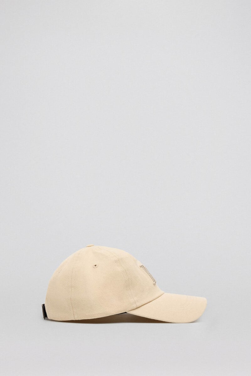 Cortefiel Gorra visera textil Gran oferta