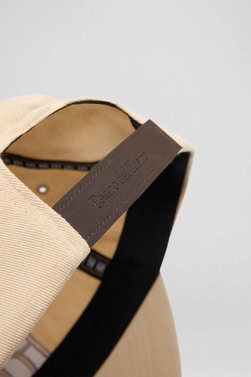 Cortefiel Gorra visera textil Gran oferta