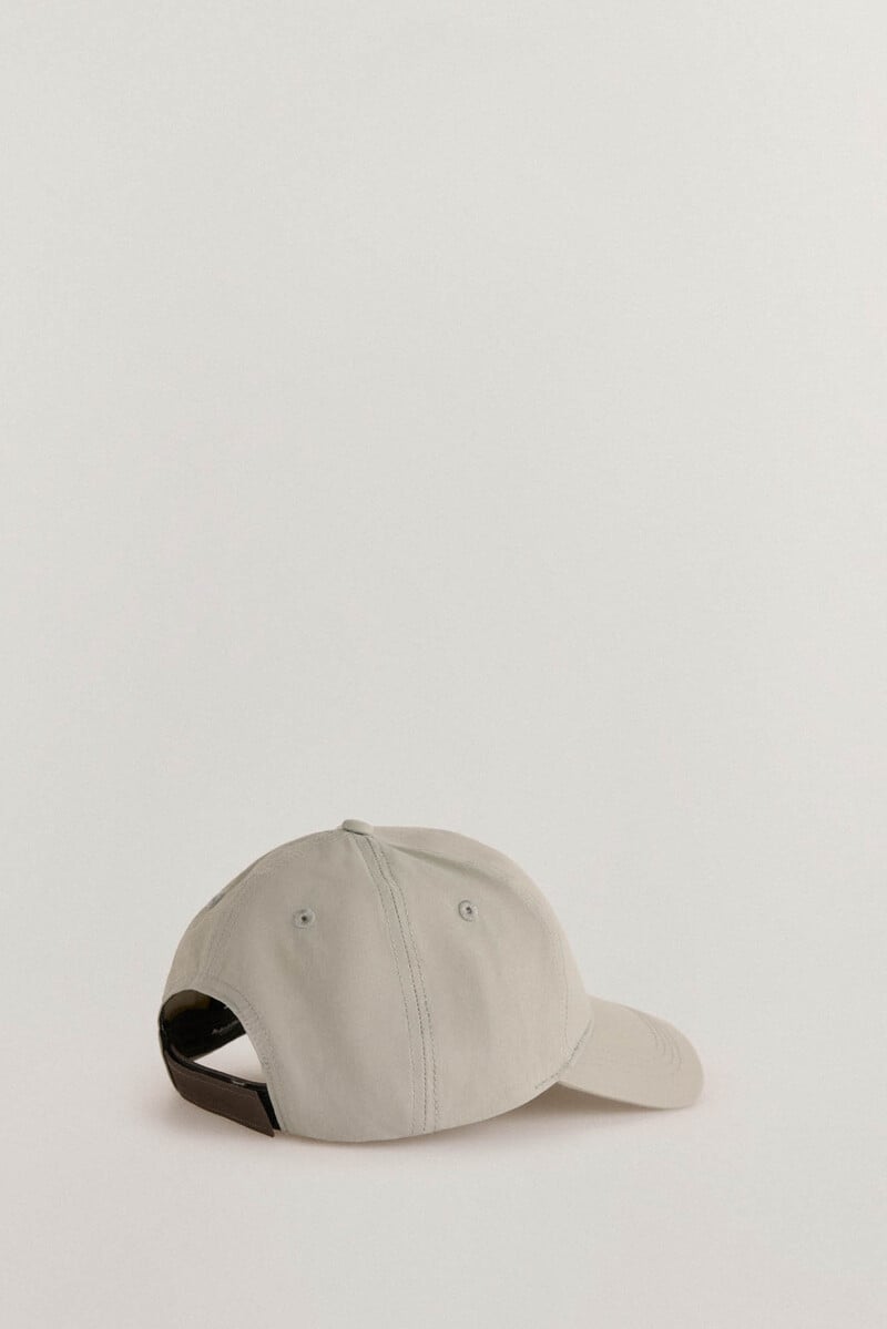 Cortefiel Gorra visera textil Ventas relámpago