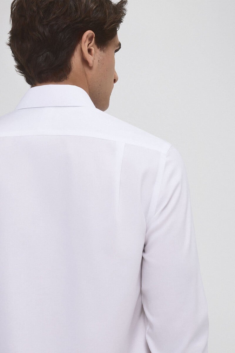 Cortefiel Camisa vestir puño gemelo non iron y antimanchas lisa tailored fit Promoción por tiempo limitado