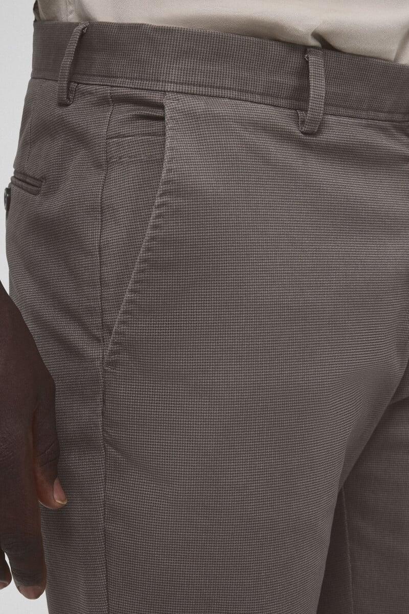 Cortefiel Pantalón chino estampado premium flex slim fit En oferta