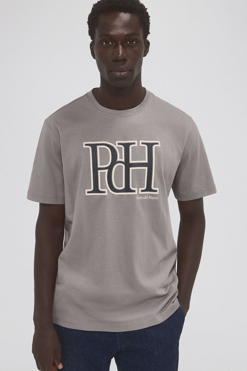 Cortefiel Camiseta logo 2025