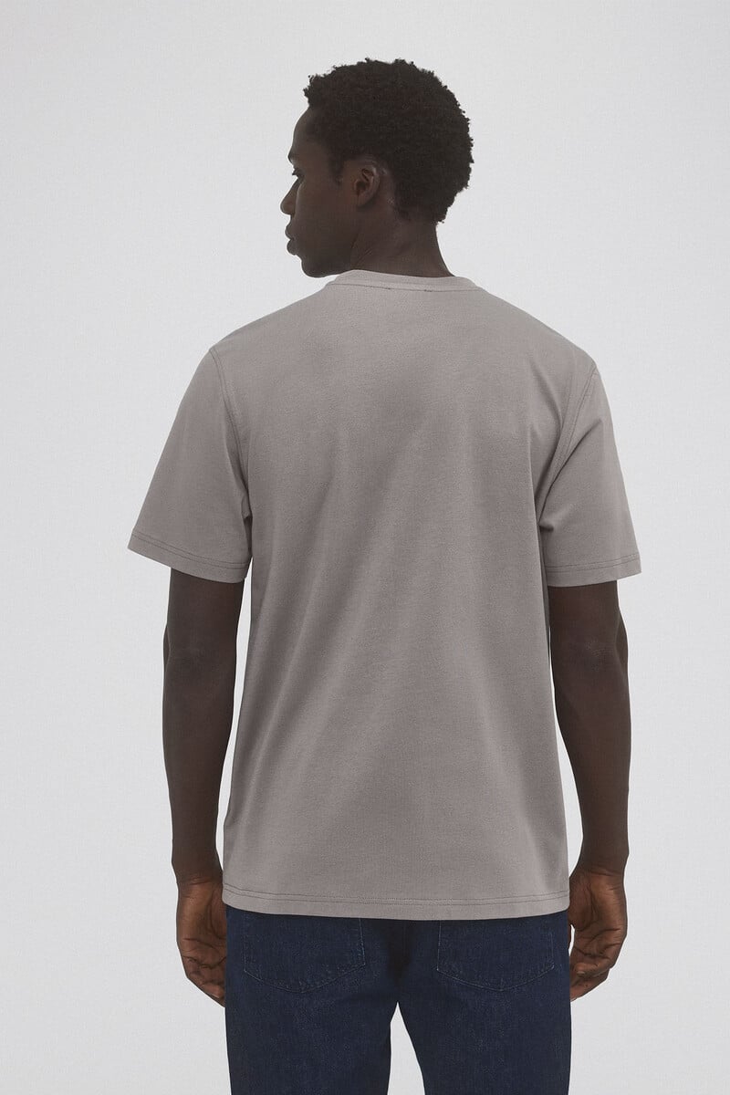 Cortefiel Camiseta logo 2025