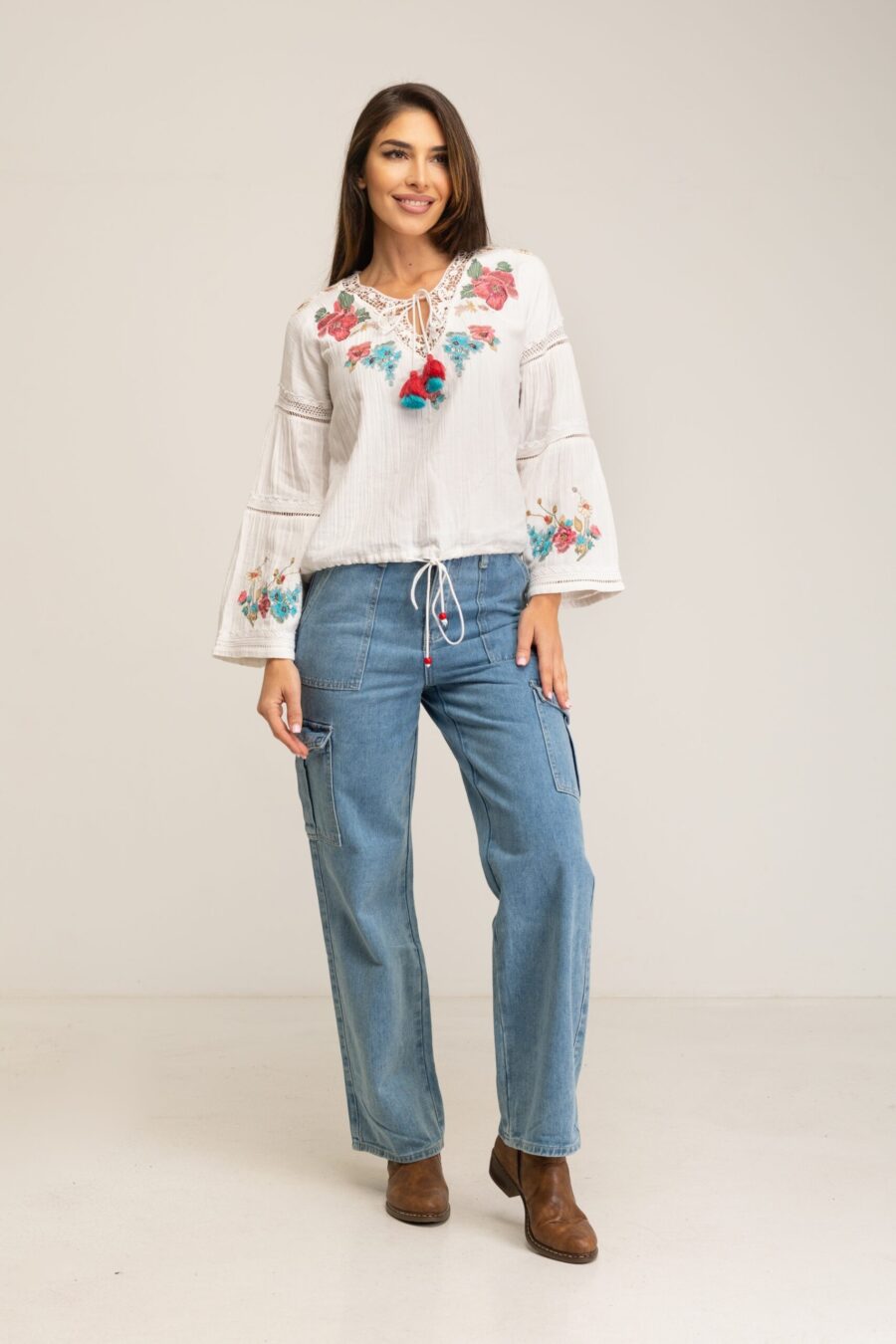 peace&love by calao BLUSA LISA BORDADA PR3092B Solo queda un día