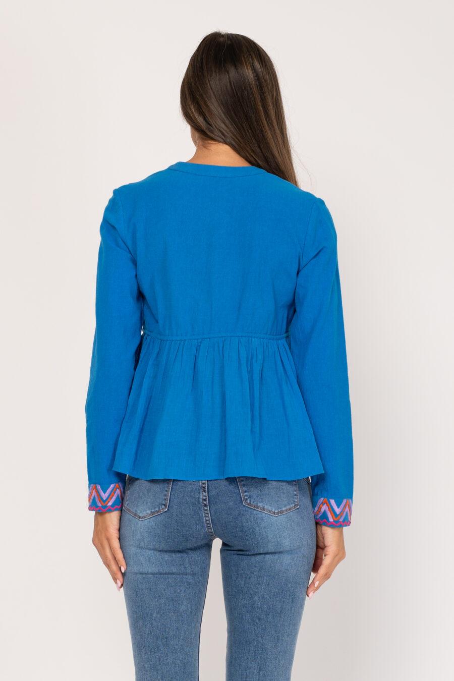 peace&love by calao BLUSA LISA CON BORDADOS PR8196B Última moda