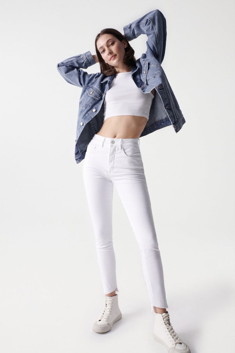 pedro del hierro Vaqueros faith push in cropped Mejor oferta