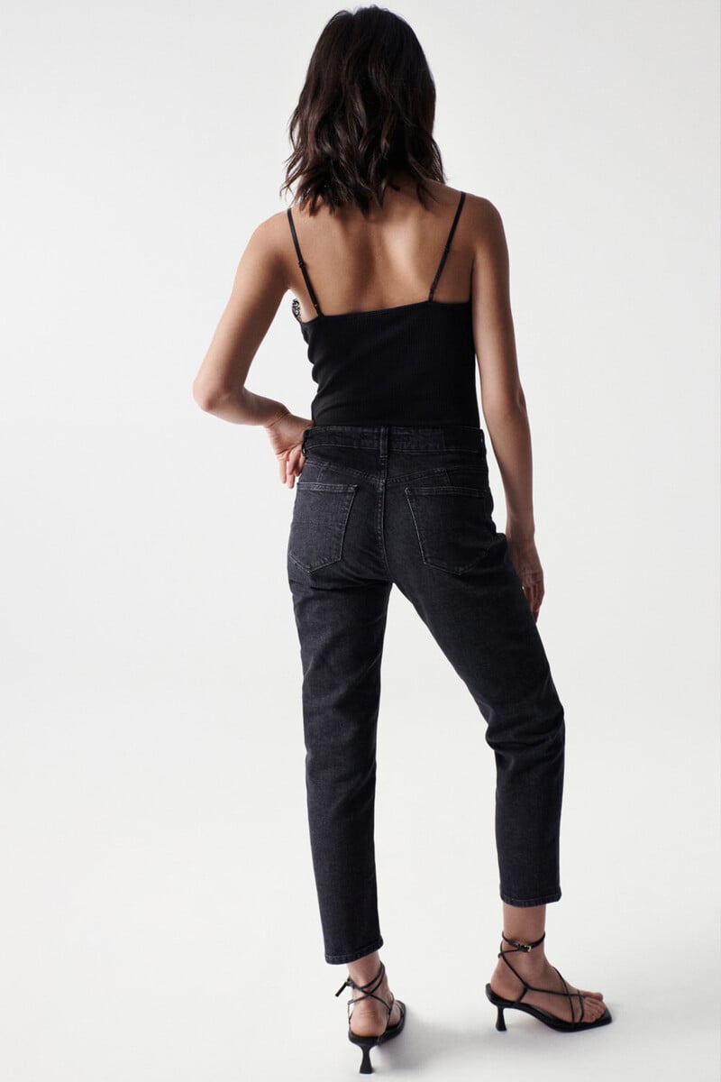 pedro del hierro Vaqueros true cropped slim negro Ofertas de temporada