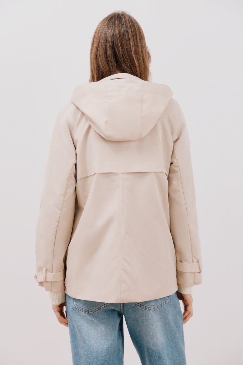 pedro del hierro Gabardina corta con vuelo Ventas relámpago