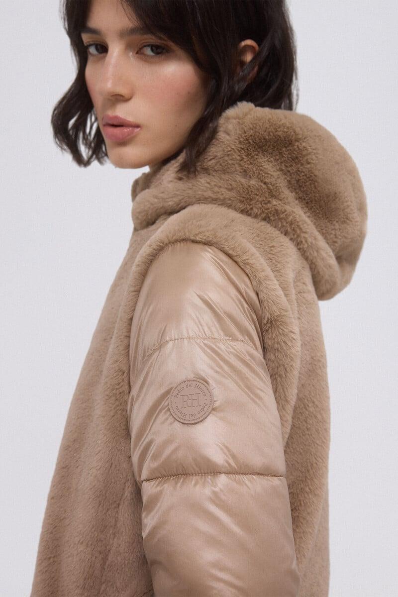 pedro del hierro Parka combinada pelo Devoluciones gratuitas