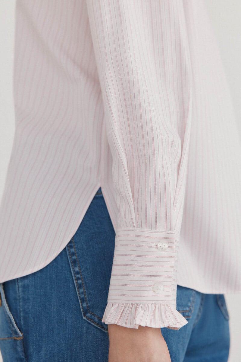 pedro del hierro Camisa romántica con volantes En oferta