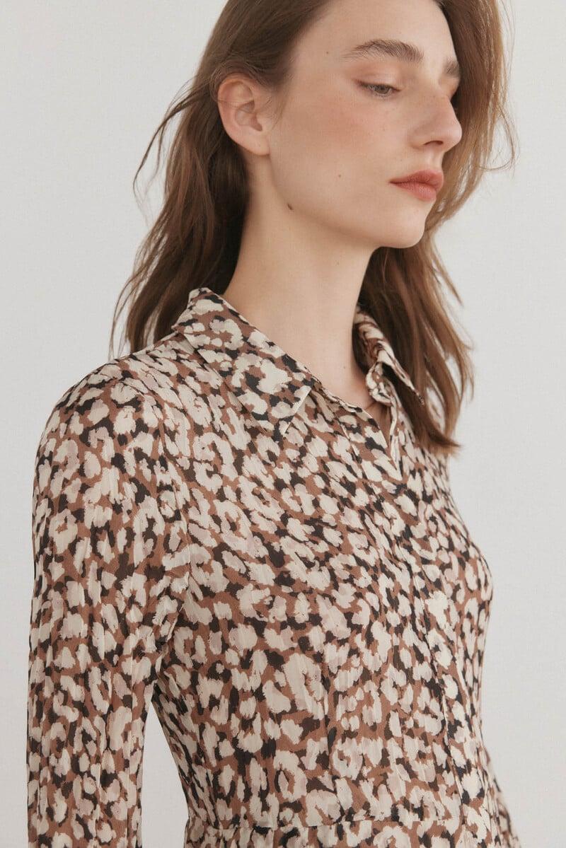 pedro del hierro Vestido print animal Última moda