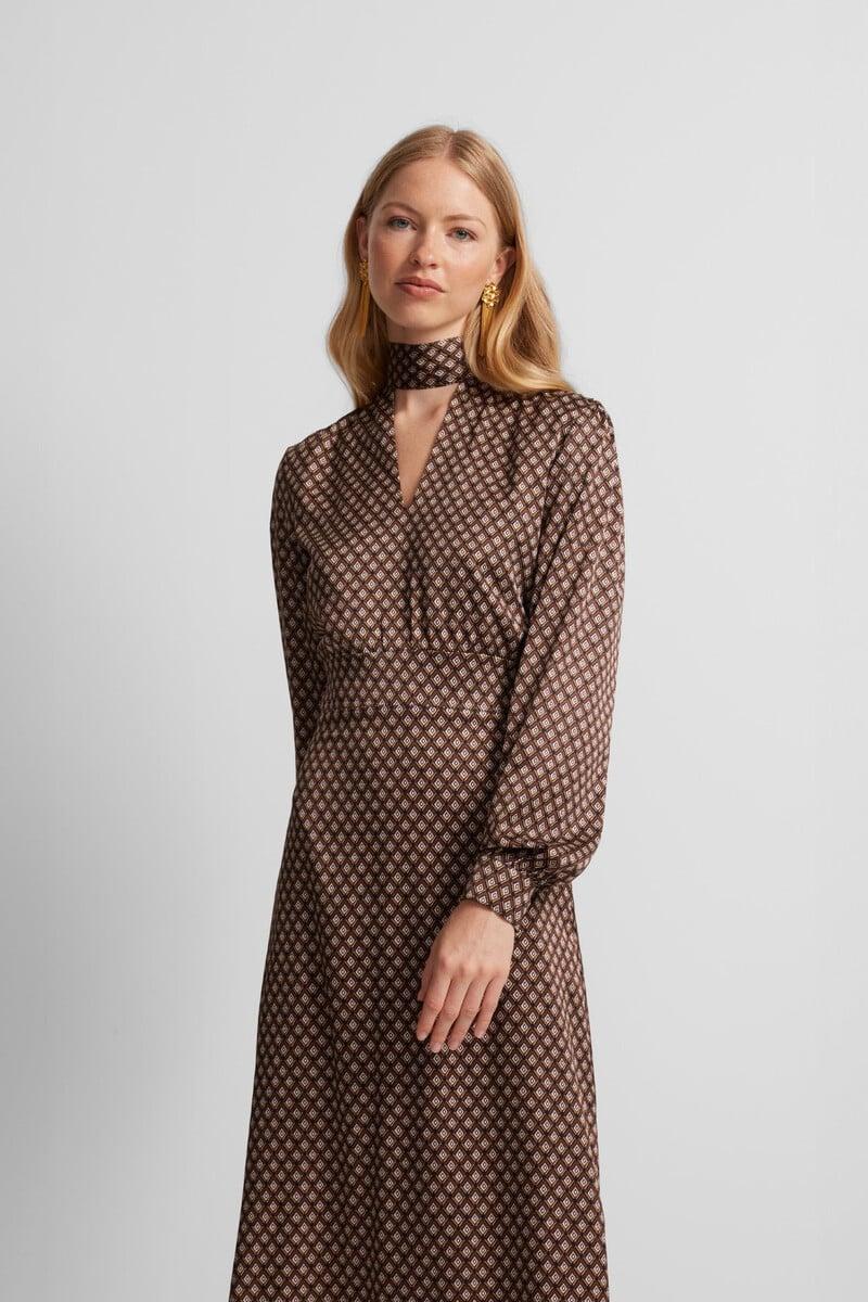 pedro del hierro Vestido midi satinado En oferta