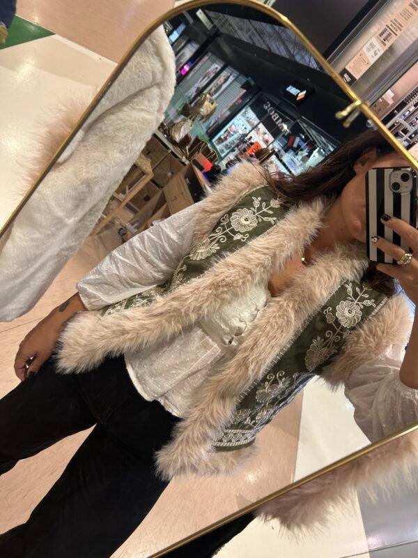 peperosa Chaleco bordado Rebajas