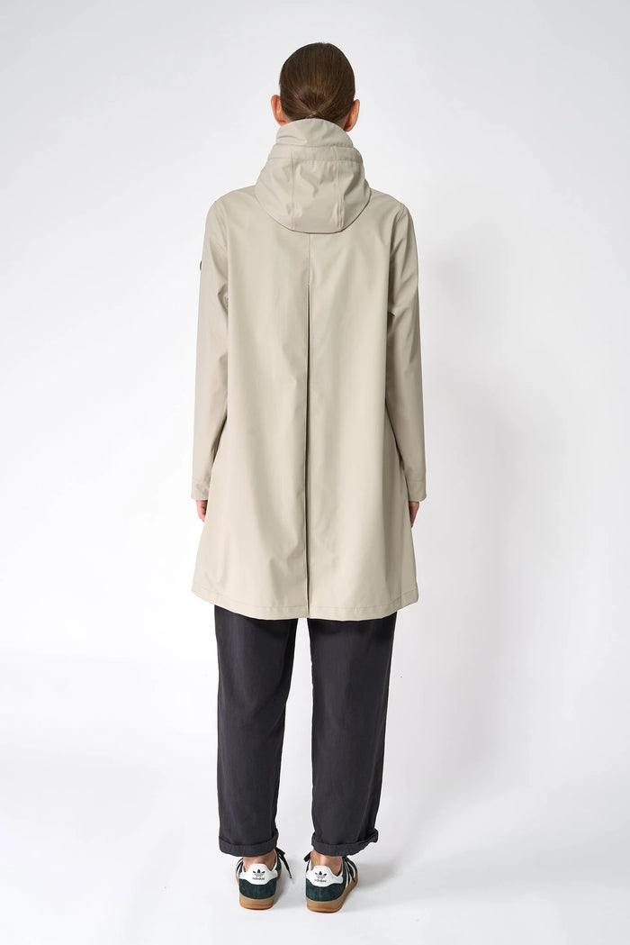 tantä rainwear Nuovola Stone Grey En oferta