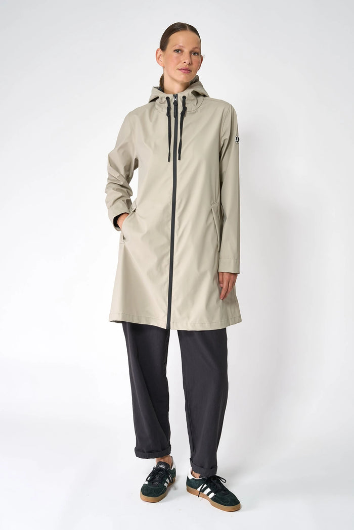 tantä rainwear Nuovola Stone Grey En oferta