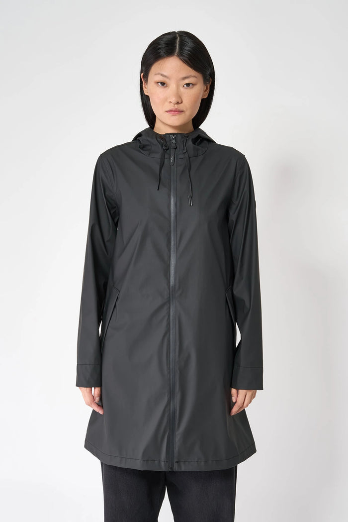 tantä rainwear Nuovola Black Última moda