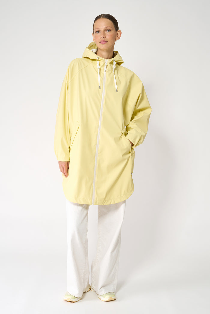 tantä rainwear Sky Pale Banana En oferta