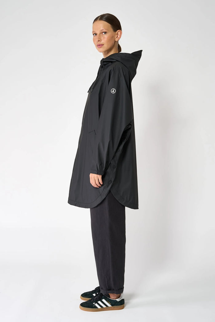 tantä rainwear Sky Black Solo hoy