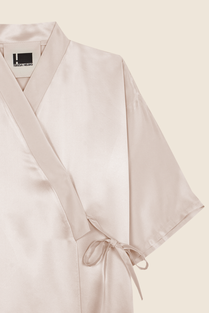 teresa helbig PIJAMA KIMONO NUDE Último día