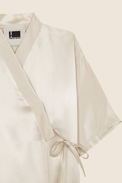 teresa helbig KIMONO PIJAMA CREMA Promoción trimestral