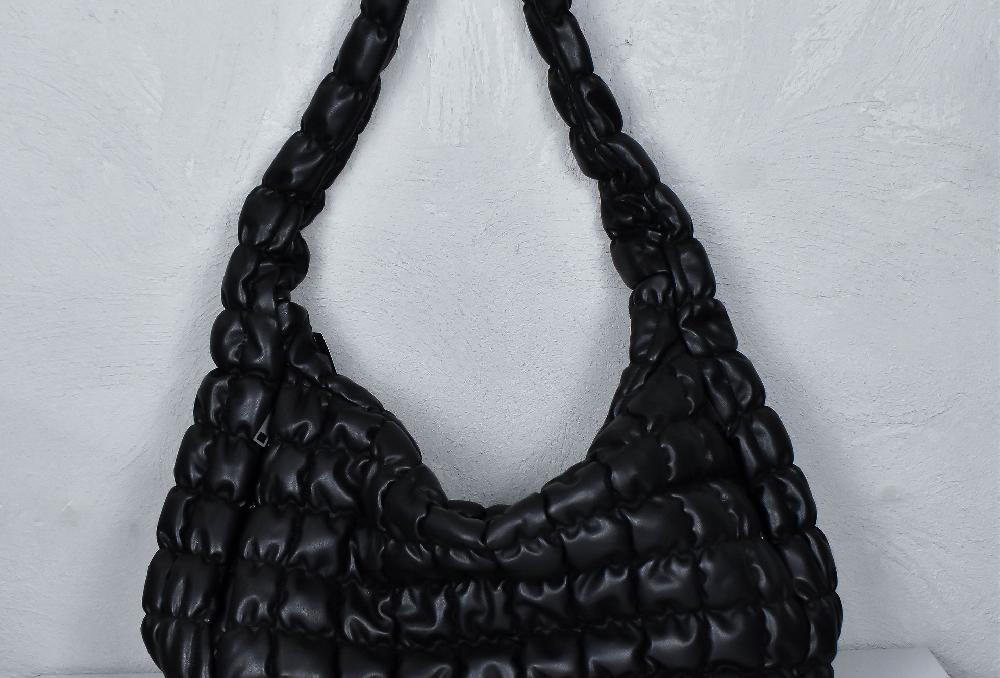 The New Black BOLSO ESTILO CUERINA MAXI The New Black BOLSO ESTILO CUERINA MAXI