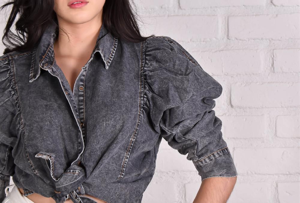 The New Black Balloon washed Grey blouse Oferta exclusiva