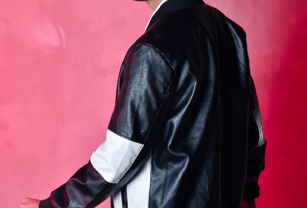 The New Black CHAQUETA DE CUERO B&N En oferta