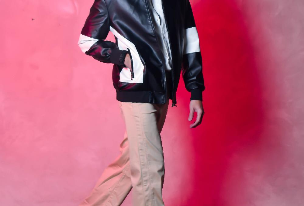 The New Black CHAQUETA DE CUERO B&N En oferta