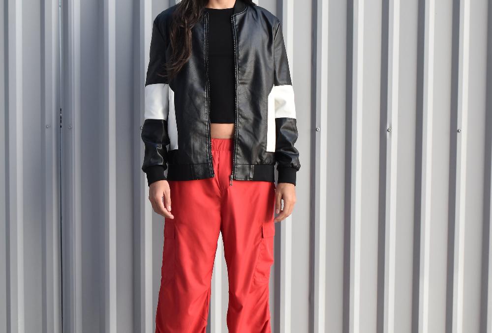 The New Black PARASHOOT PANT CHERRY RED Última moda