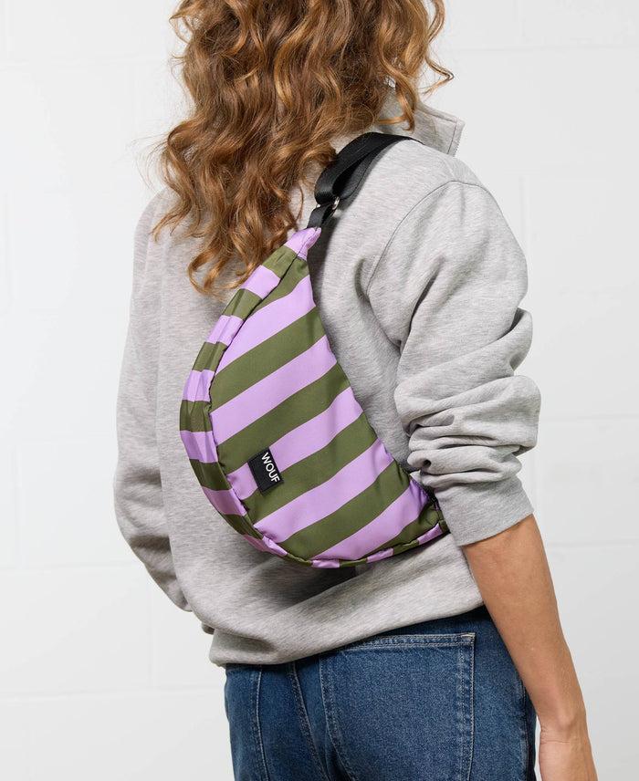 wouf Niza Half Moon Crossbody Bag Los más vendidos