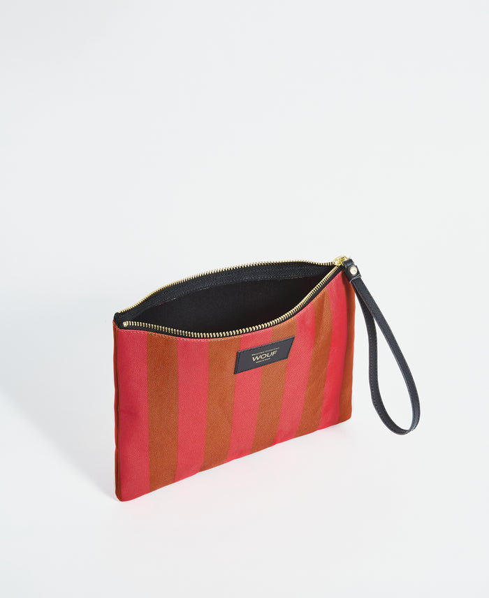 wouf Pat XL Pouch Bag Últimos 2 días