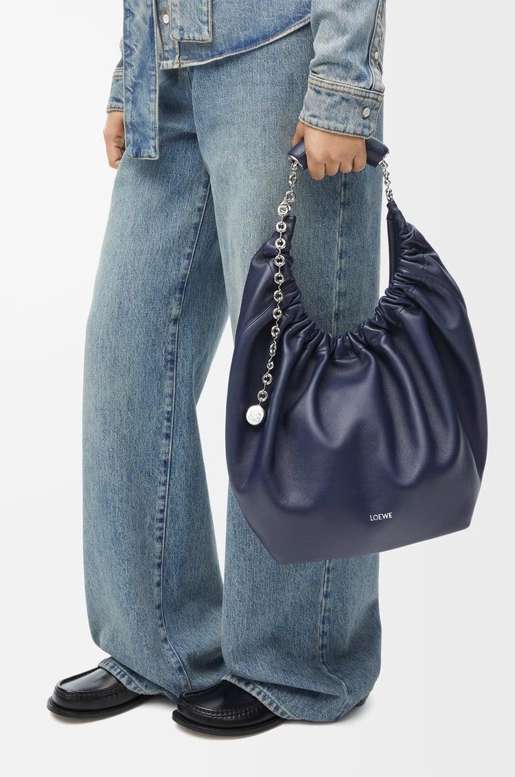 Loewe Medium Squeeze bag in mellow nappa lambskin 8 Colours Promoción trimestral