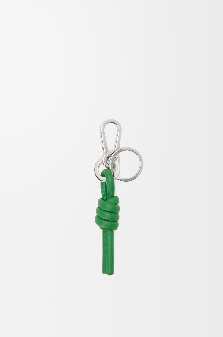 Loewe Knot charm in classic calfskin 2 Colours Precio ultrabajo