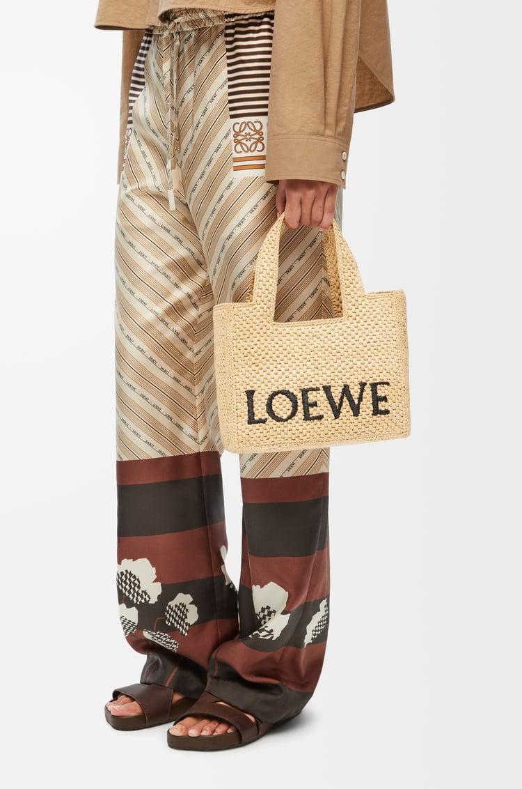 Loewe Small LOEWE Font tote in raffia 1 Colours Tienda