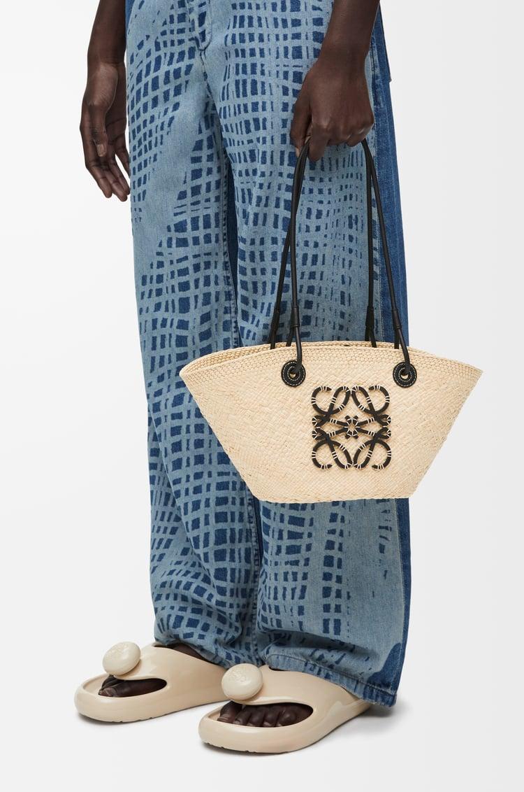 Loewe Small Anagram Basket bag in iraca palm and calfskin 2 Colours Envío gratis