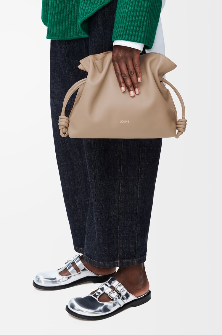 Loewe Medium Flamenco clutch in nappa calfskin 10 Colours Libre de impuestos