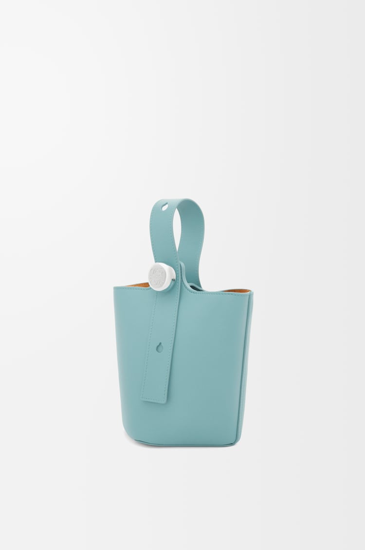 Loewe Mini Pebble bucket in smooth calfskin 11 Colours Superdescuento