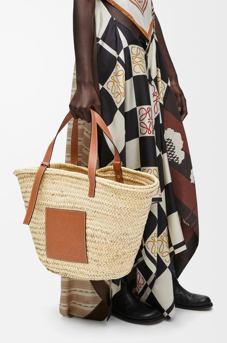 Loewe Large Basket bag in palm leaf and calfskin 1 Colours Tienda