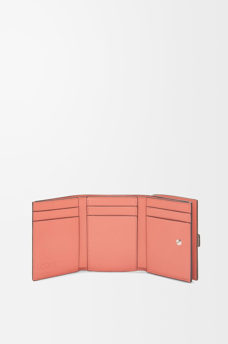 Loewe Trifold wallet in soft grained calfskin 6 Colours Gran oferta